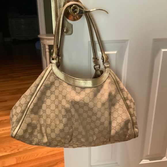 Handbag - Picture 2 of 7